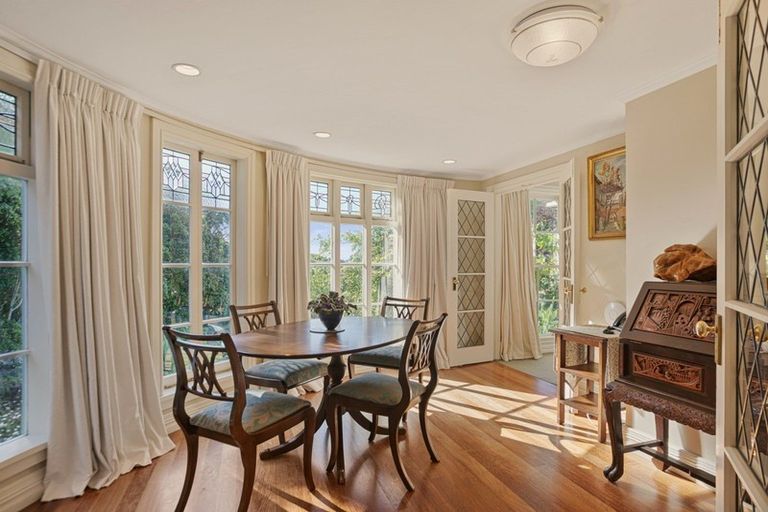 Photo of property in 214 Main Road South, Raumati South, Paraparaumu, 5032