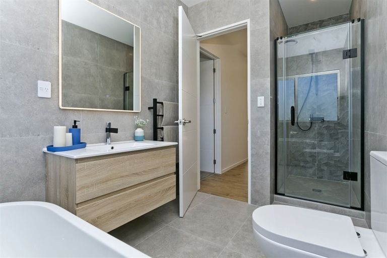 Photo of property in 66 Taikura Avenue, Red Beach, 0932