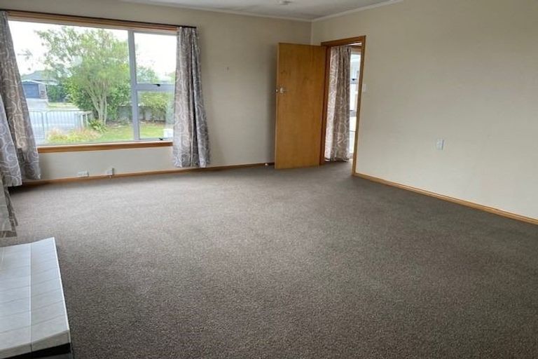 Photo of property in 11 Geddis Street, Rangiora, 7400