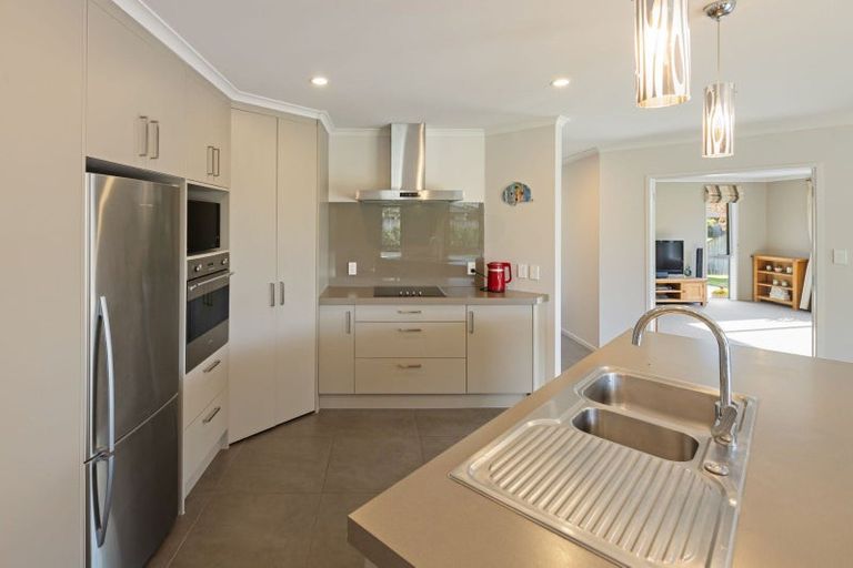 Photo of property in 26 Whitney Place, Rototuna North, Hamilton, 3210