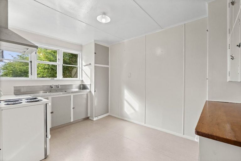 Photo of property in 18 Stamford Place, Lansdowne, Masterton, 5810