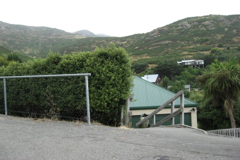 Photo of property in 20 Walkers Road, Lyttelton, 8082
