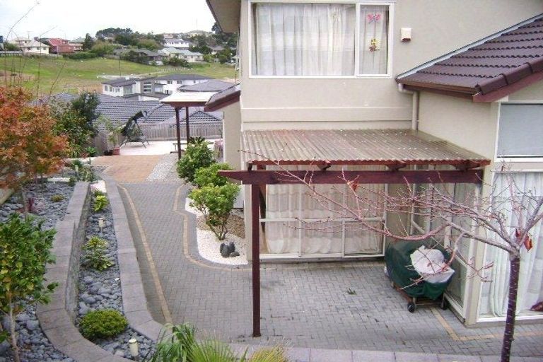 Photo of property in 7 Andara Close, Pinehill, Auckland, 0632