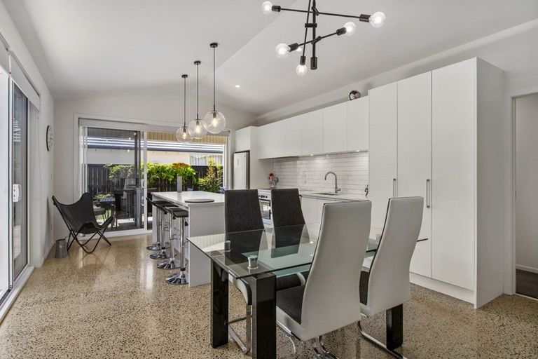 Photo of property in 5 Pimelea Street, Papamoa Beach, Papamoa, 3118