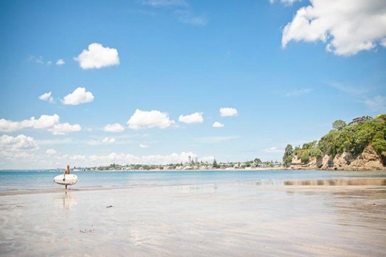 Photo of property in 48a Peter Terrace, Castor Bay, Auckland, 0620