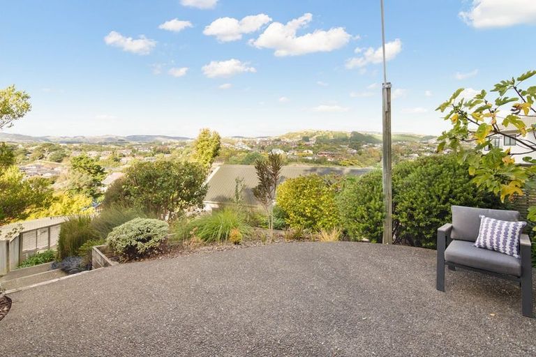 Photo of property in 4 The Marlinspike, Whitby, Porirua, 5024