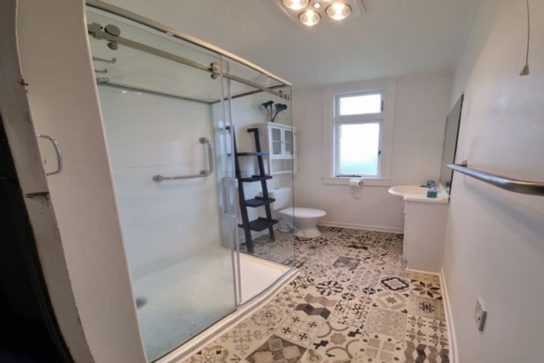 Photo of property in 404 Tremaine Avenue, Takaro, Palmerston North, 4412