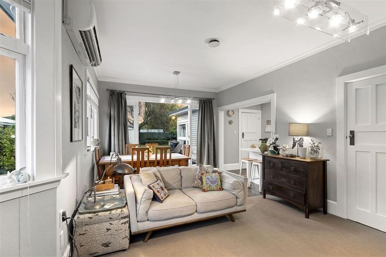 Photo of property in 216 Barrington Street, Somerfield, Christchurch, 8024