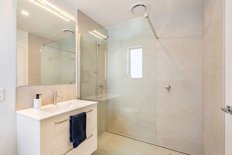 Photo of property in 83 Holystone Road, Whitby, 5024