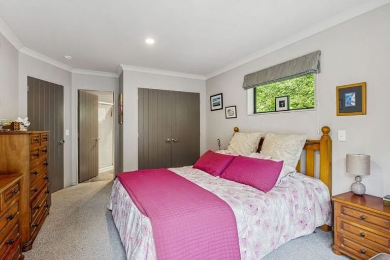 Photo of property in 37 Ashleigh Way, Waikanae Beach, Waikanae, 5036