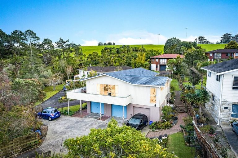 Photo of property in 80 Ravenwood Drive, Forrest Hill, Auckland, 0620