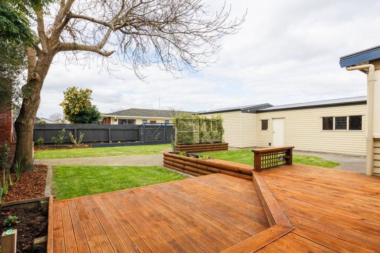 Photo of property in 8 Karamu Avenue, Takaro, Palmerston North, 4410