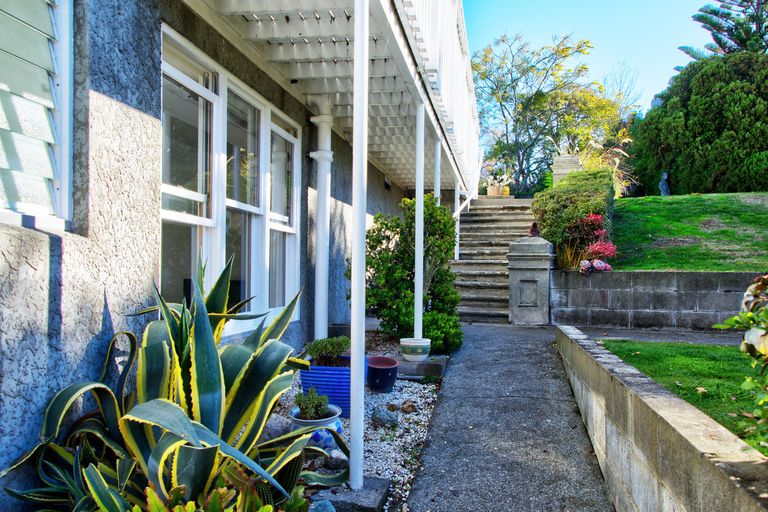 Photo of property in 9 Queen Alexandra Street, Lansdowne, Masterton, 5810