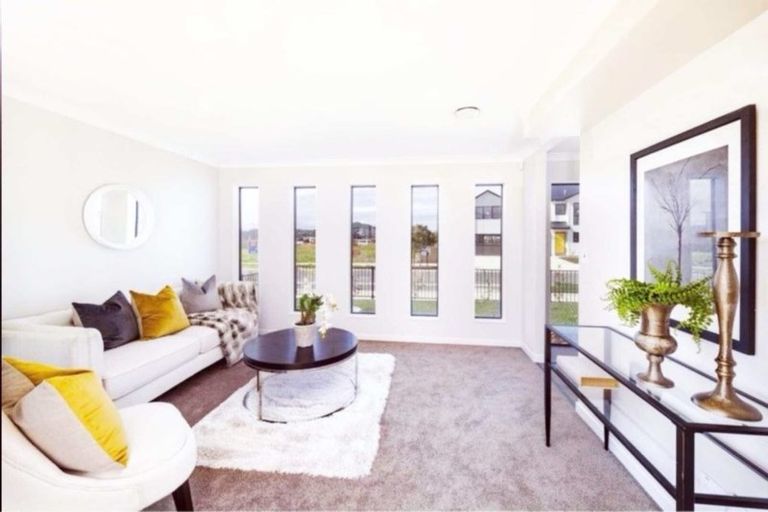 Photo of property in 2 Irving Place, Hobsonville, Auckland, 0616