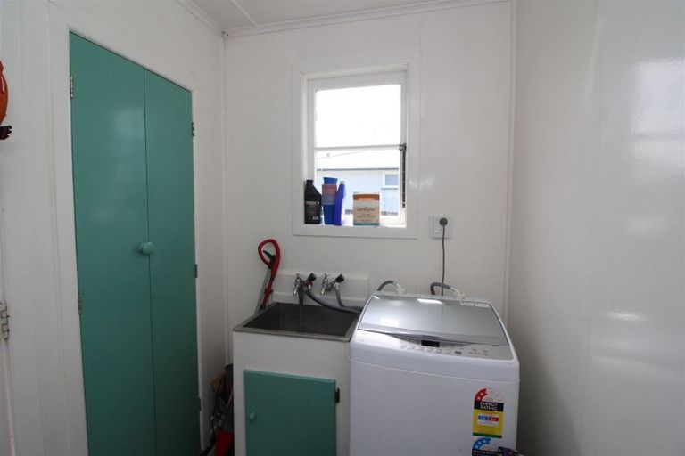 Photo of property in 208 Balmoral Drive, Tokoroa, 3420