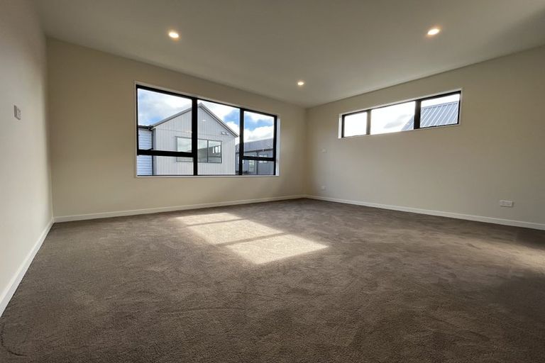Photo of property in 13 Babos Avenue, Kumeu, 0810