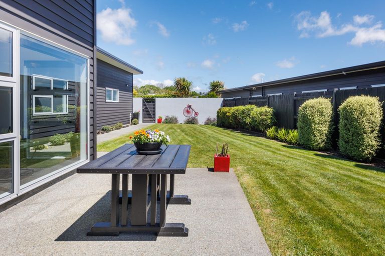Photo of property in 3 Cheltenham Lane, Awapuni, Palmerston North, 4412