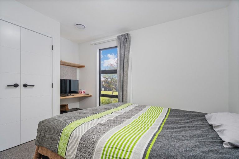 Photo of property in 128 Kupe Drive, Whitianga, 3510