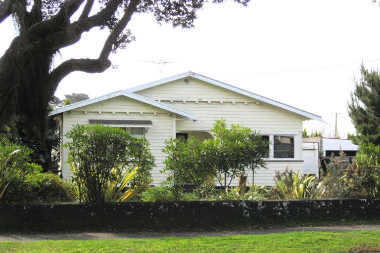 Photo of property in 30 Harper Street, Gonville, Whanganui, 4501