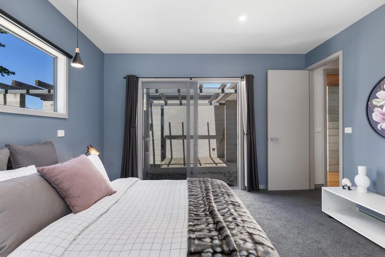 Photo of property in 293 Riverbank Road, Wanaka, 9382