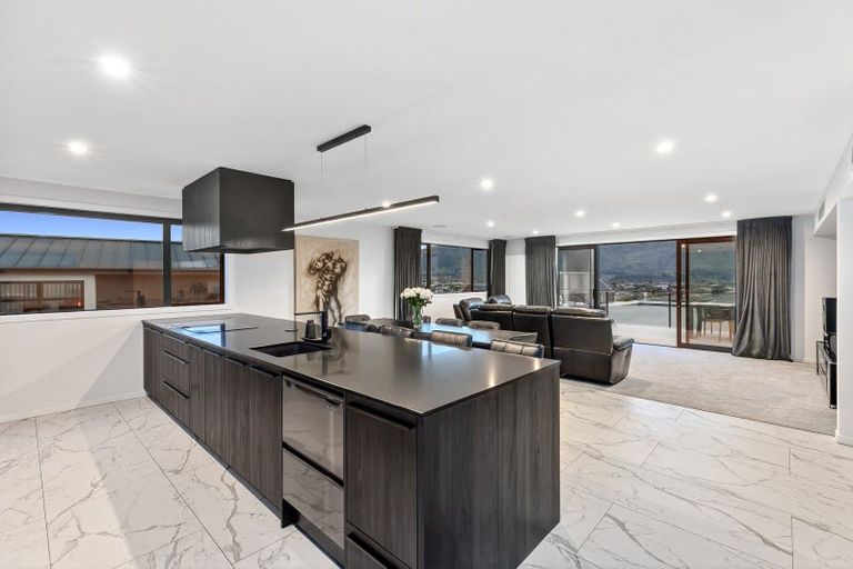 Photo of property in 9 Mills Road, Wanaka, 9305