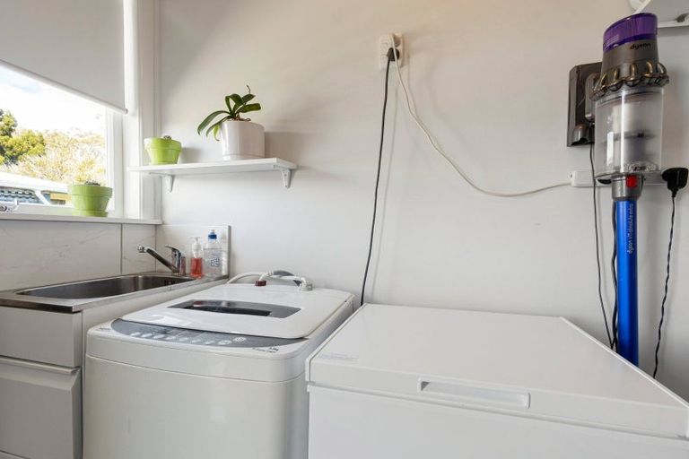 Photo of property in 17 Challinor Street, Pukete, Hamilton, 3200