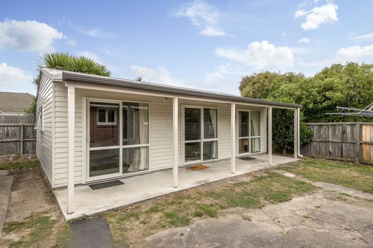 Photo of property in 9 Gladson Avenue, Sockburn, Christchurch, 8042