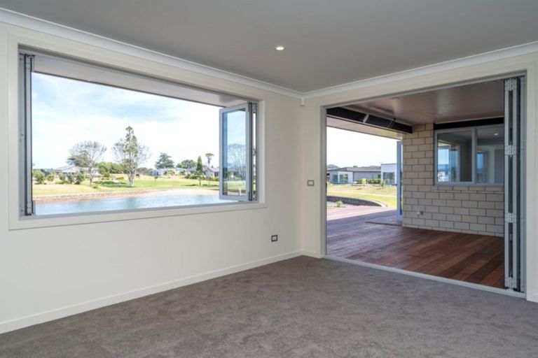 Photo of property in 34 Mariners Haven, One Tree Point, 0118