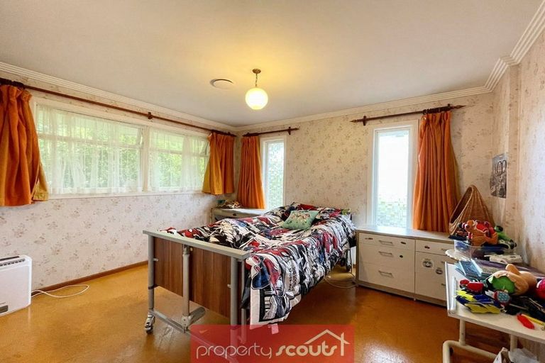 Photo of property in 9 Montana Place, Merrilands, New Plymouth, 4312