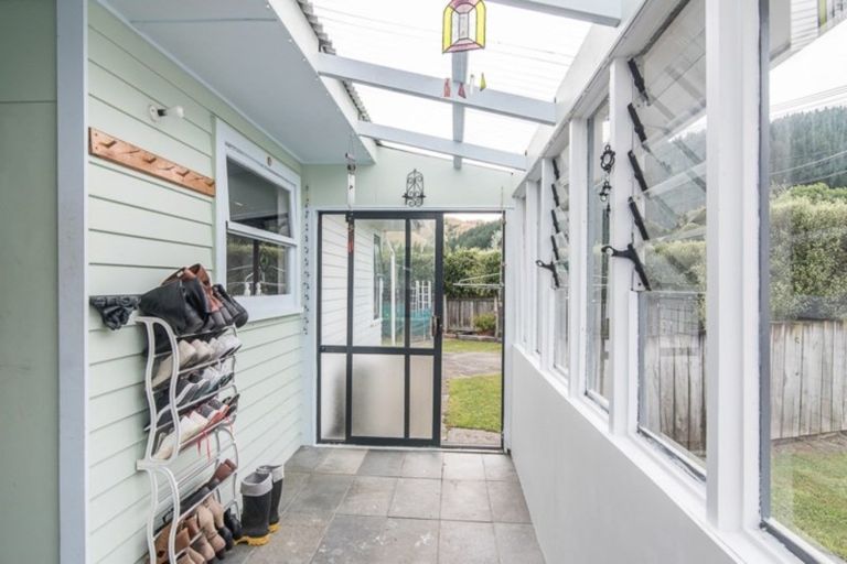 Photo of property in 7 Buckley Grove, Paraparaumu, 5032