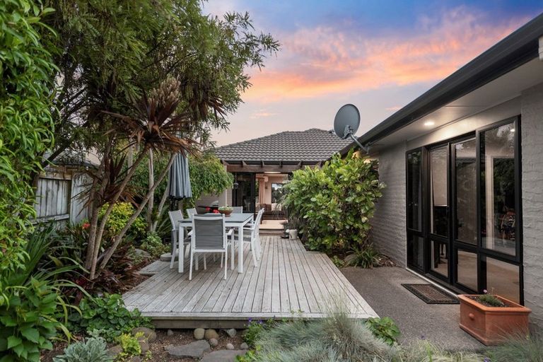 Photo of property in 31 Montego Drive, Papamoa Beach, Papamoa, 3118