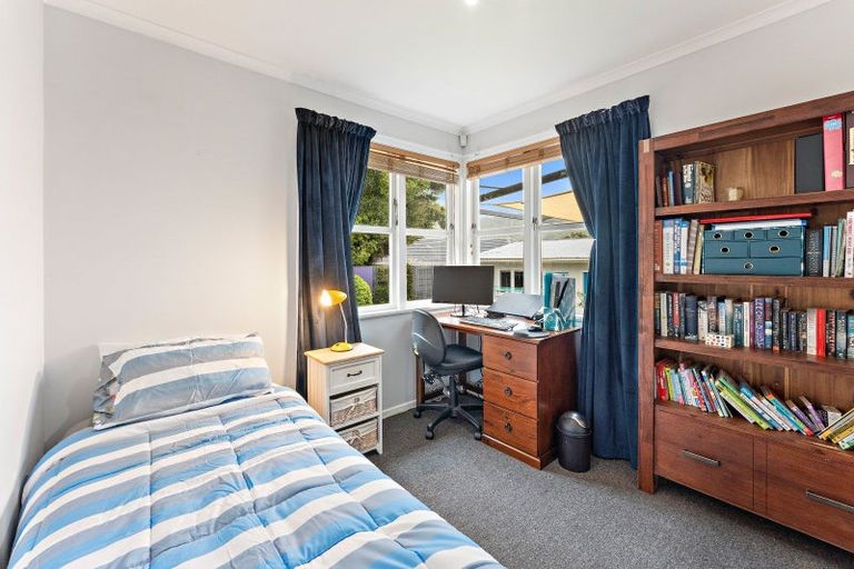 Photo of property in 41 Totara Park Road, Clouston Park, Upper Hutt, 5018