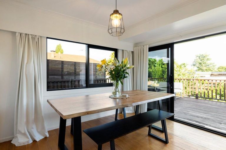 Photo of property in 36 Chedworth Avenue, Chedworth, Hamilton, 3210