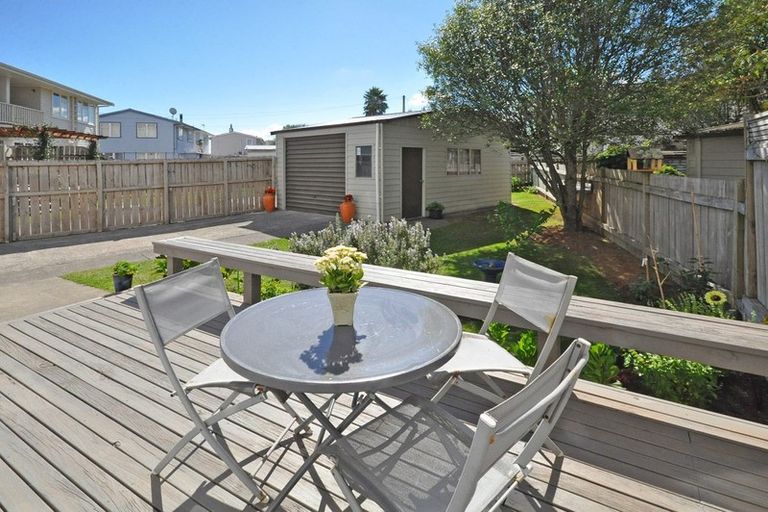 Photo of property in 74a Arimu Road, Papakura, 2110
