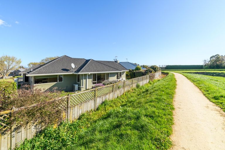 Photo of property in 34 Washington Parade, Milson, Palmerston North, 4414