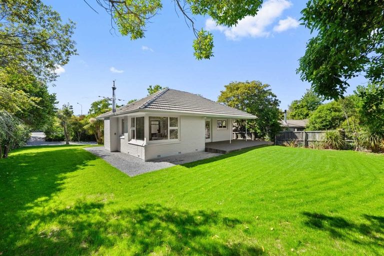 Photo of property in 518 Halswell Road, Halswell, Christchurch, 8025