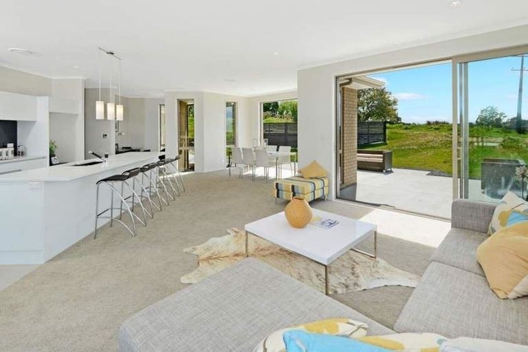 Photo of property in 262 Spur Road, Stillwater, Silverdale, 0993