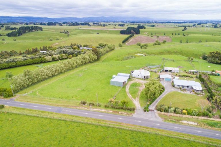 Photo of property in 828 Colyton Road, Bunnythorpe, Feilding, 4775
