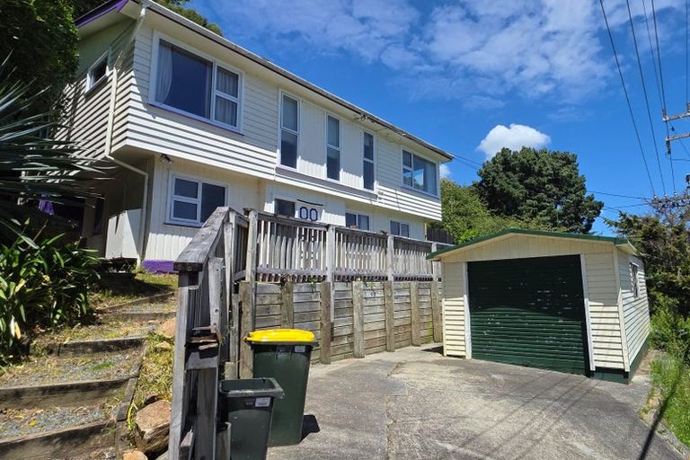 Photo of property in 14 Manor Drive, Stokes Valley, Lower Hutt, 5019