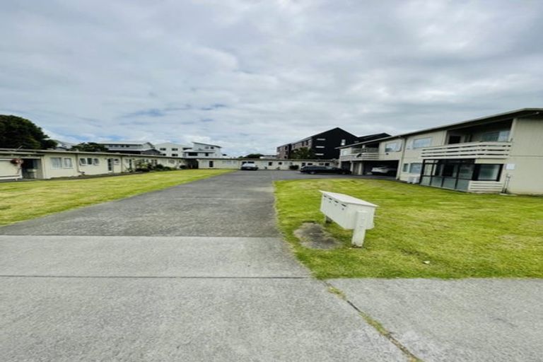 Photo of property in 7/5 Keeling Road, Henderson, Auckland, 0612