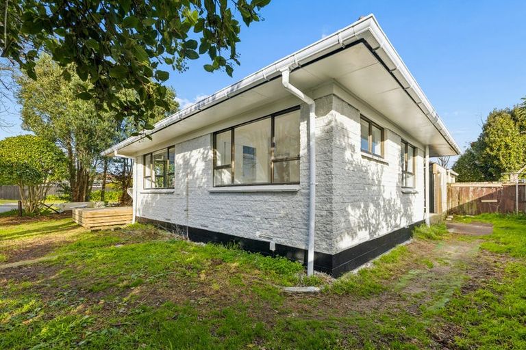 Photo of property in 1/22 Gibbons Road, Weymouth, Auckland, 2103