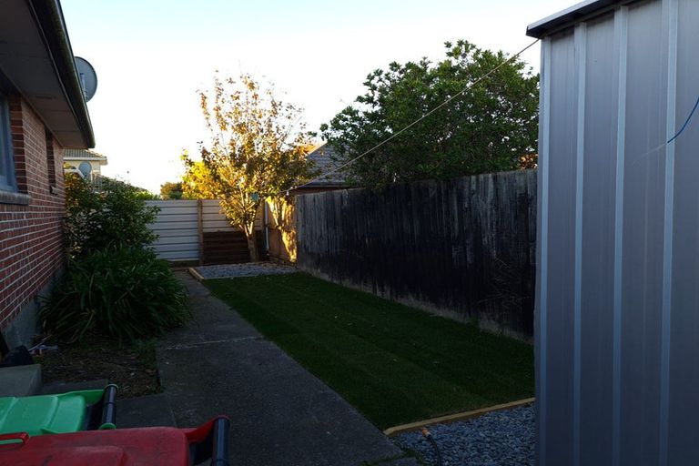 Photo of property in 74 Gilberthorpes Road, Hei Hei, Christchurch, 8042