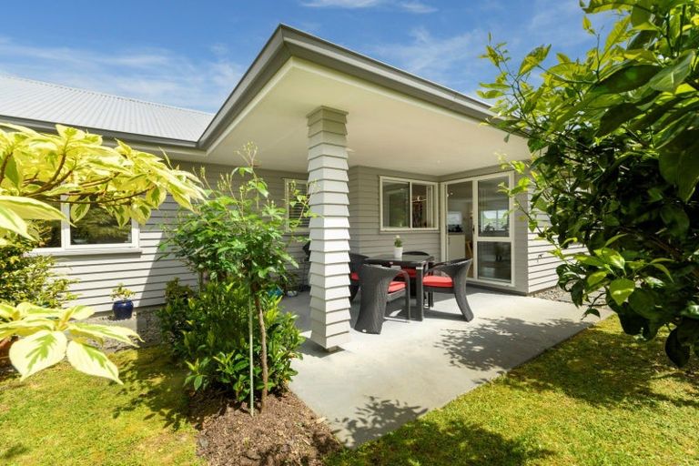 Photo of property in 16 Saint Michaels Avenue, Bethlehem, Tauranga, 3110
