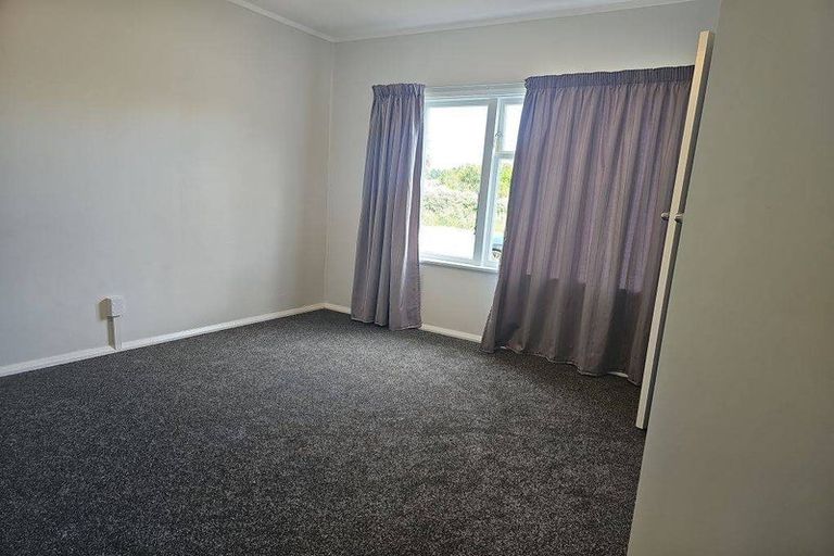 Photo of property in 88 Victoria Street, Carterton, 5713