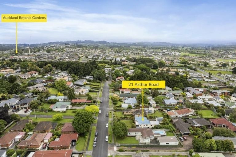 Photo of property in 21 Arthur Road, Hillpark, Auckland, 2102
