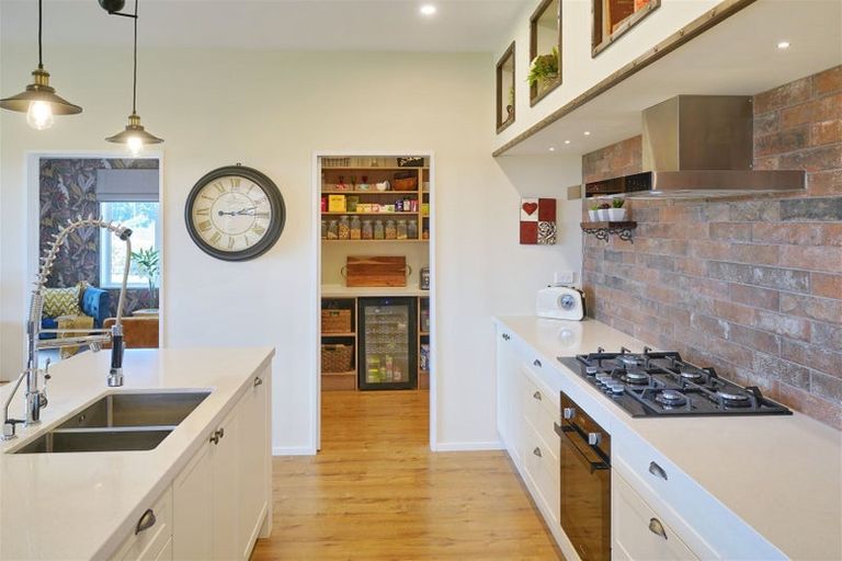 Photo of property in 1/1 Loe Place, Amberley, 7410