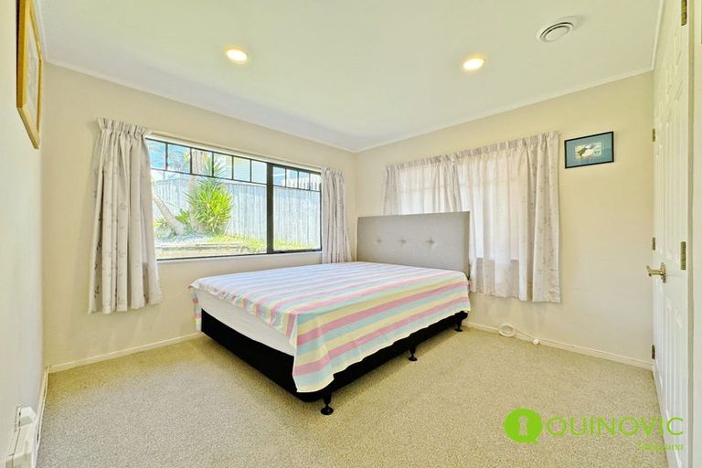 Photo of property in 4 Widdison Place, Albany, Auckland, 0632
