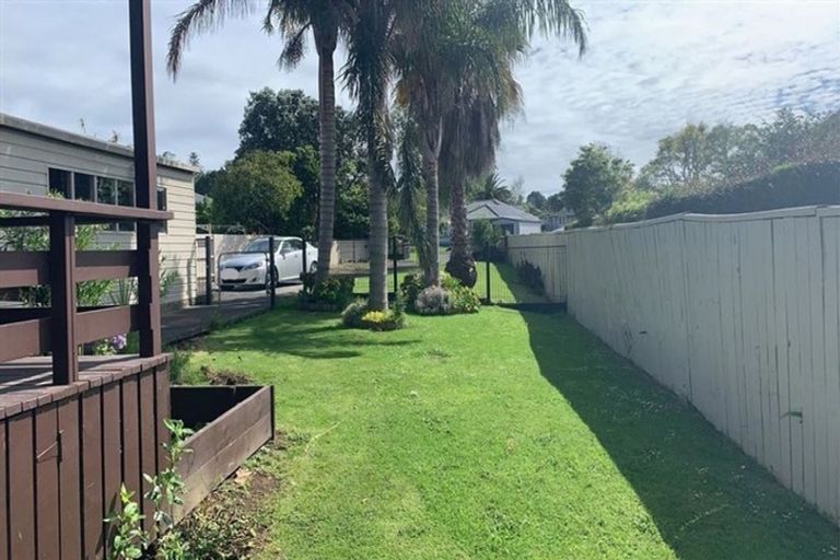 Photo of property in 2/69 Howe Street, Howick, Auckland, 2014