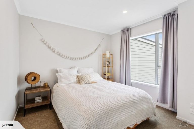 Photo of property in 21 Rangihina Road, Hobsonville, Auckland, 0616