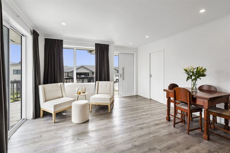 Photo of property in 113 John Burke Drive, Aotea, Porirua, 5024